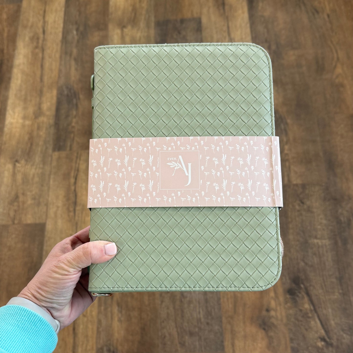 Crossbody Bible Holder - Sage