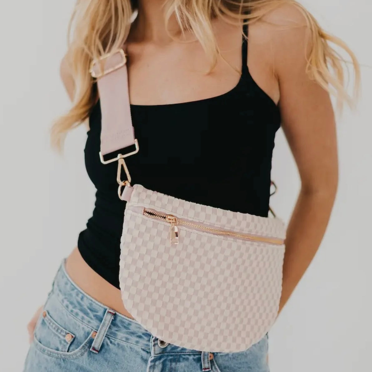 Crossbody Woven Bum Bag | Checkered Blush