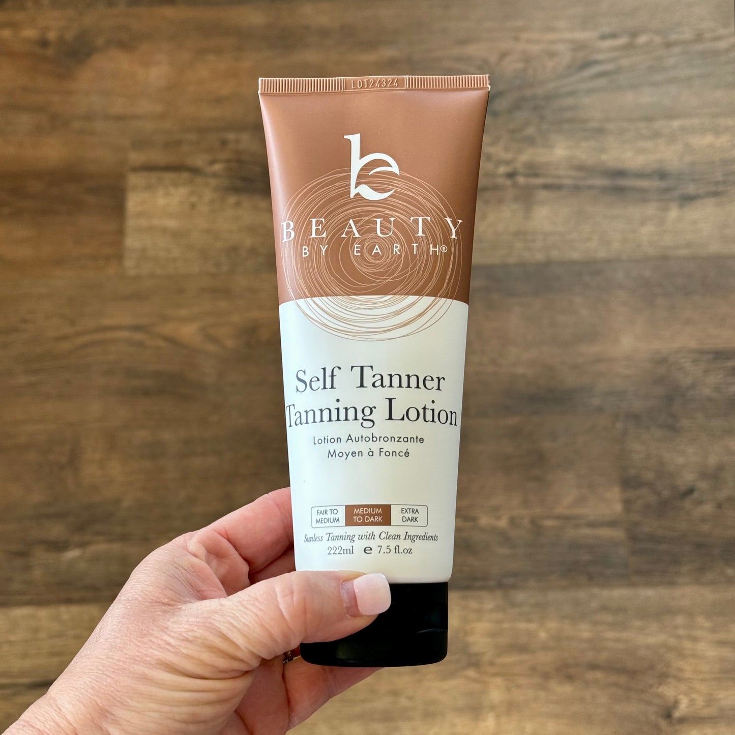 Beauty By Earth Self Tanner Body Lotion | Medium to Dark