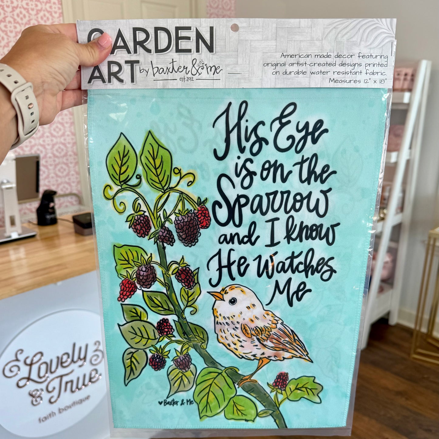 Garden Flag | Sparrow