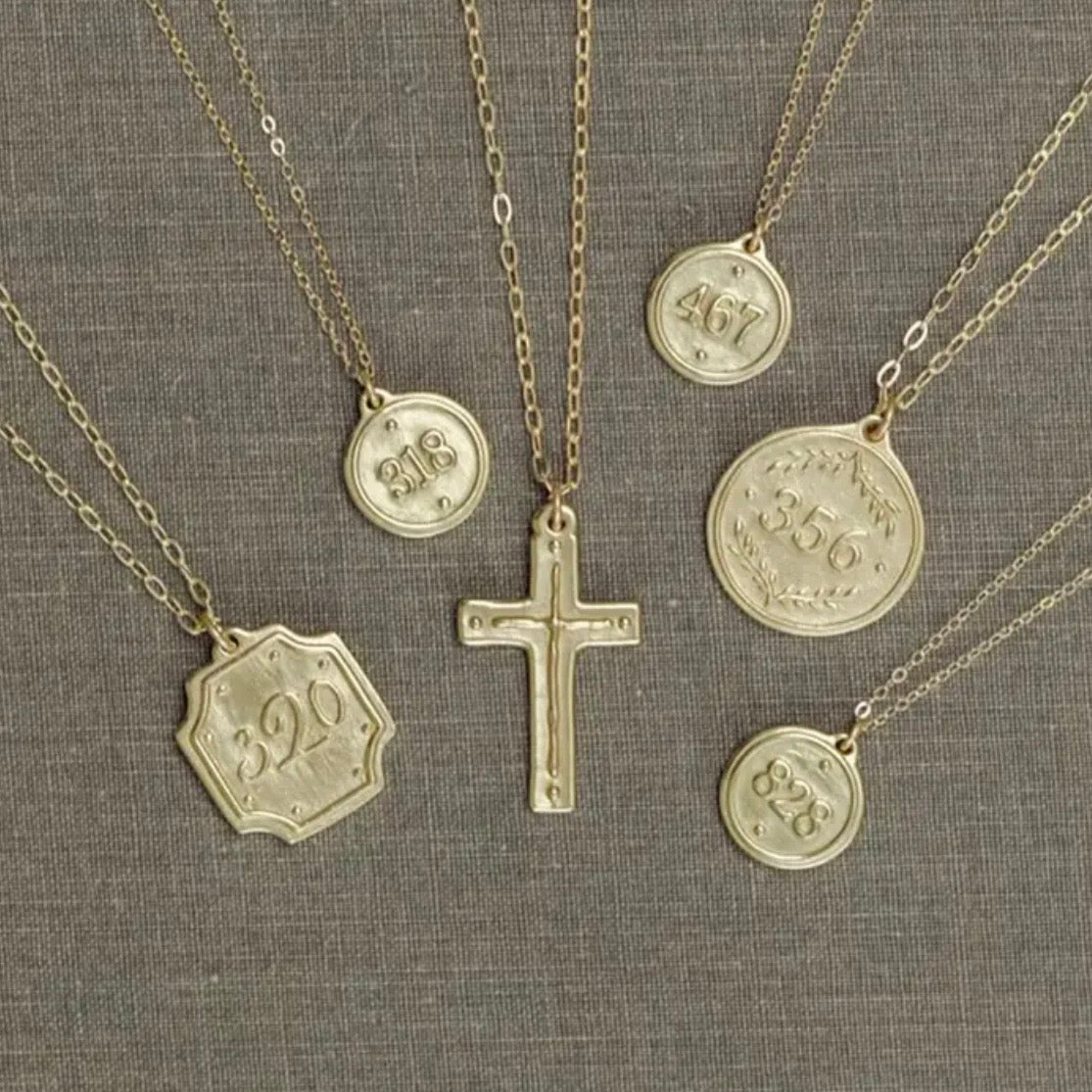 Petite Necklace | 1 Corinthians 13:13