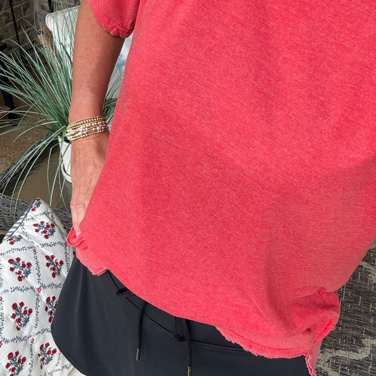 Royce Poncho Tee | Red