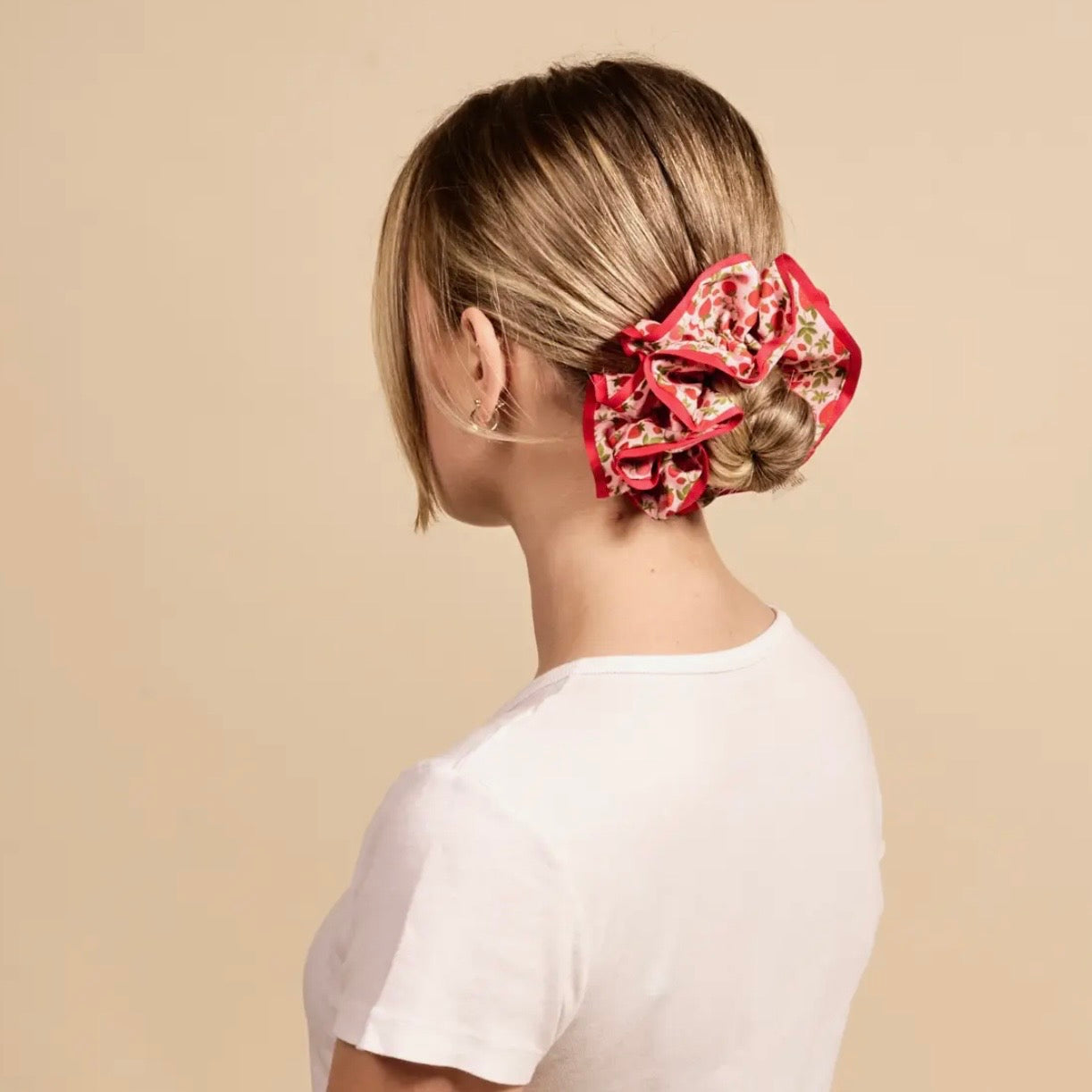 Ruffle Up Scrunchie | Strawberry Fields