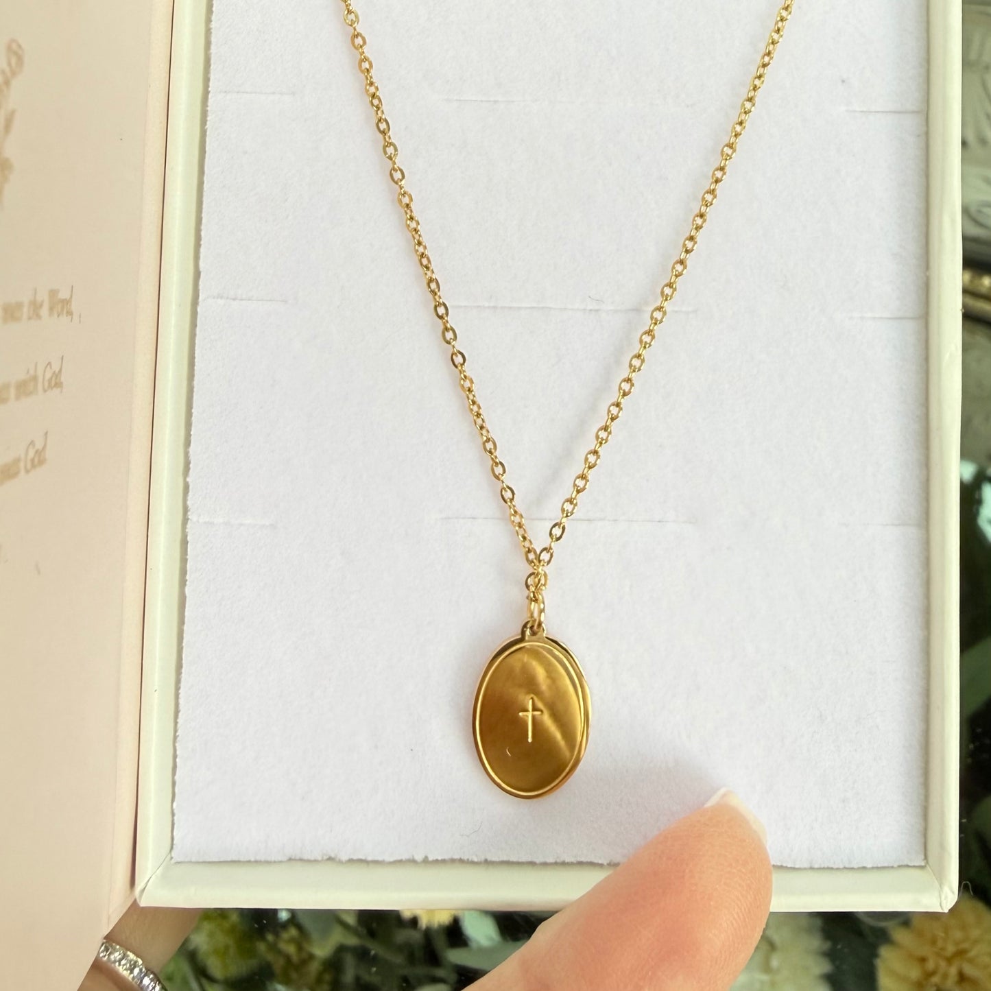 LoveStory Necklace | Olive Branch & Cross
