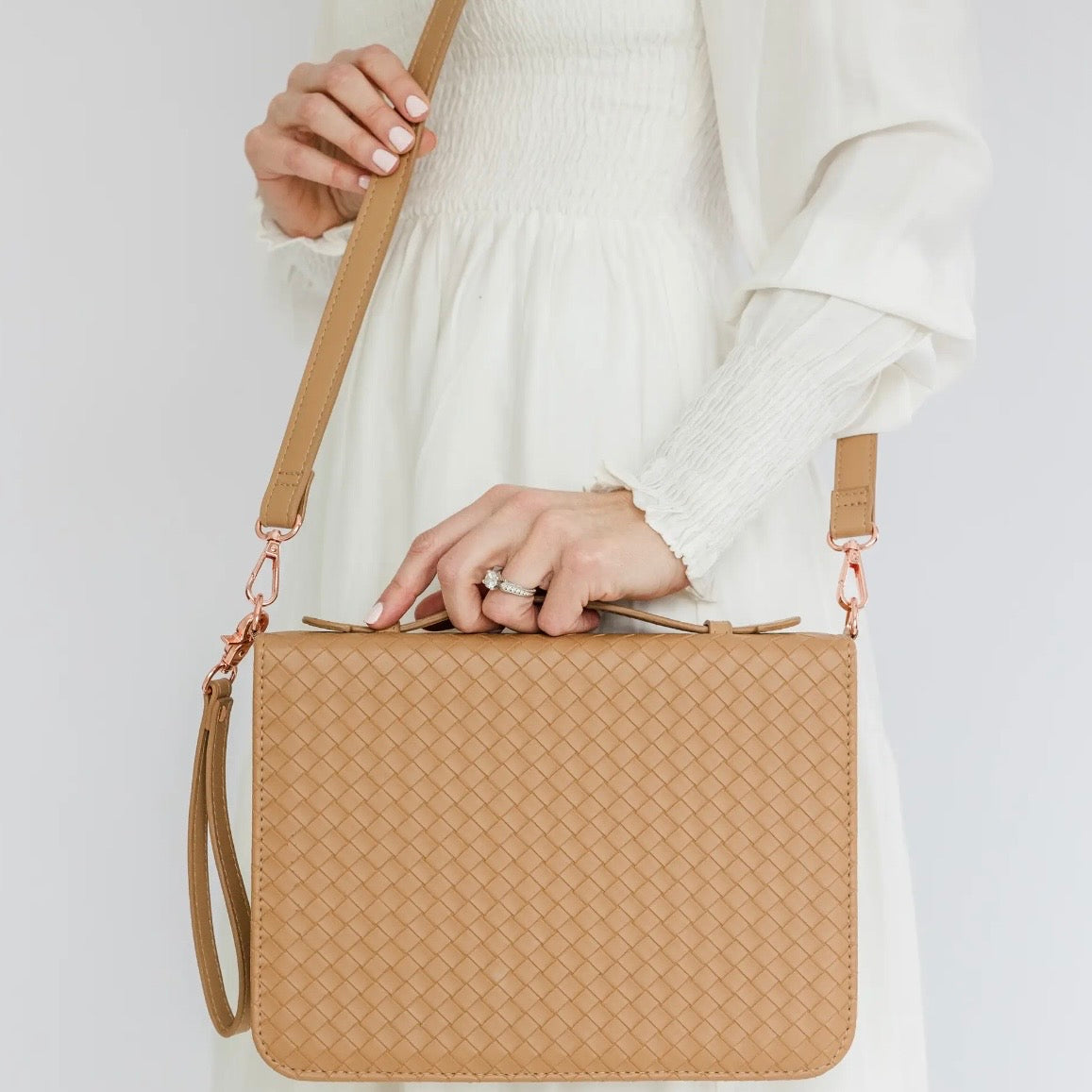 Crossbody Bible Holder | Caramel