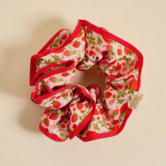 Ruffle Up Scrunchie | Strawberry Fields
