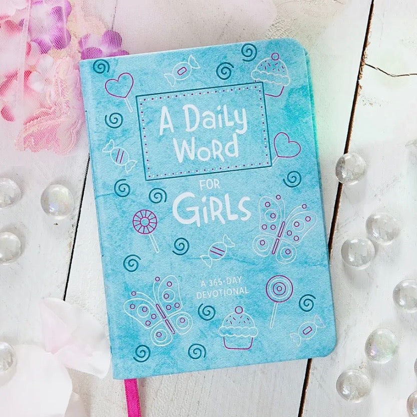 Daily Word For Girls (Ages 4-10)