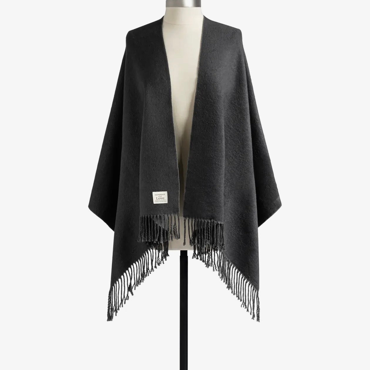 Giving Wrap | Charcoal
