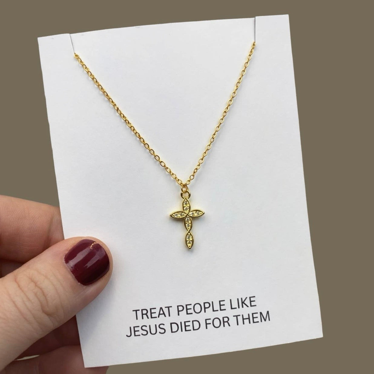 Charm Necklace | Cross
