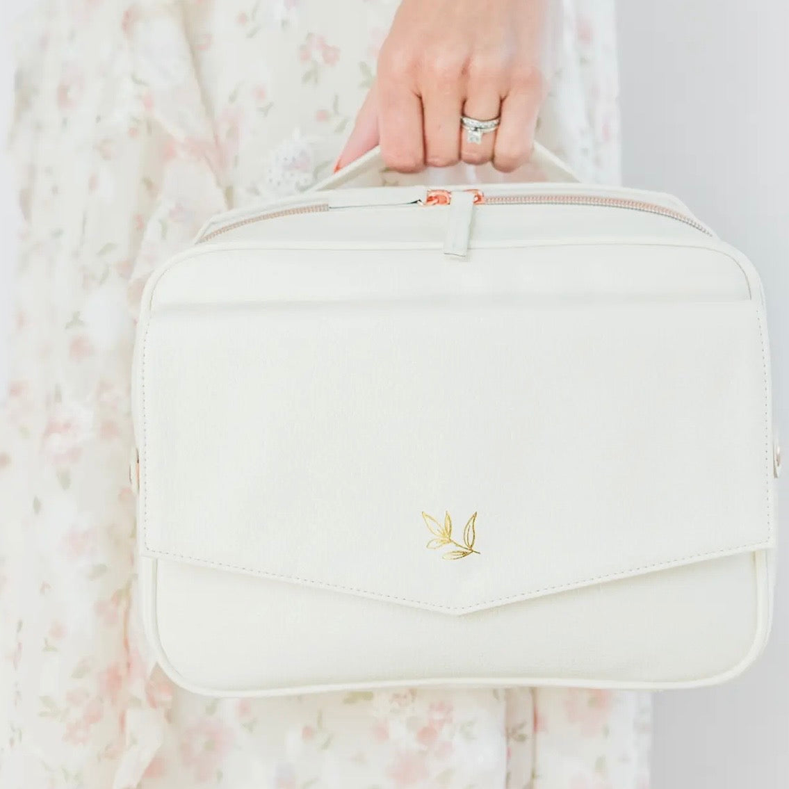 Crossbody Bible Bag | Dove