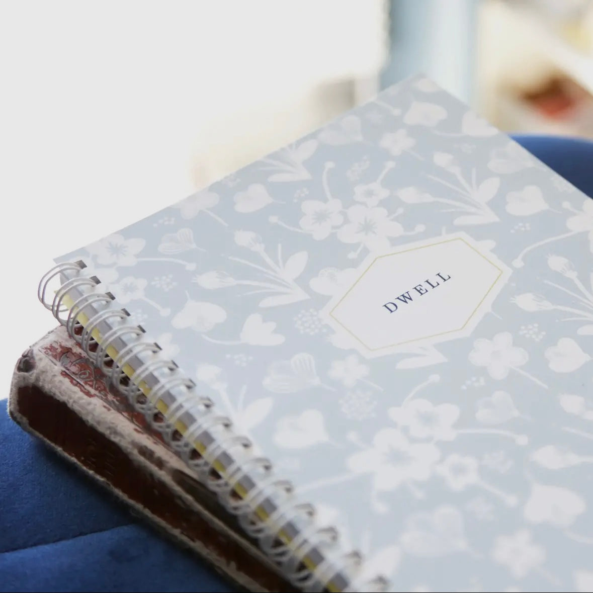 Dwell Bible Study Journal - French Floral