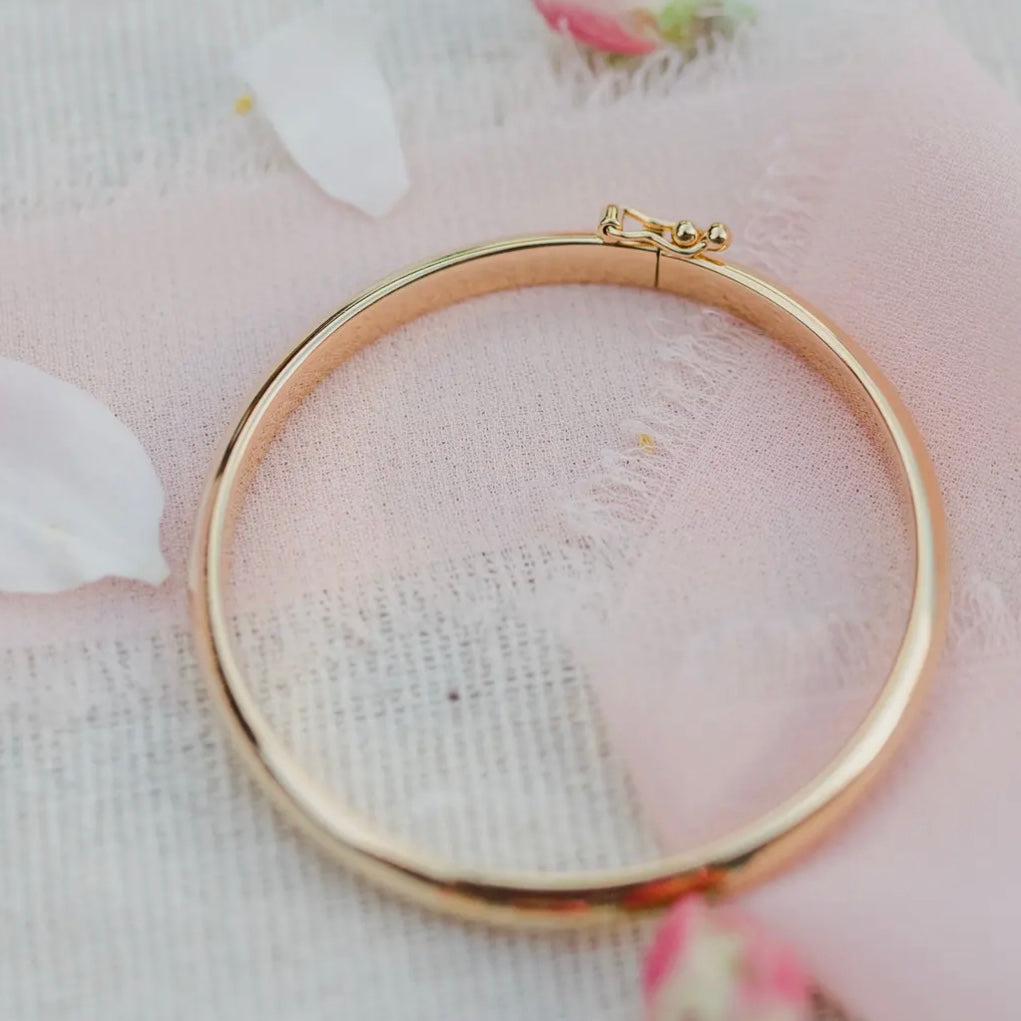 Girls Bracelet - Classic Gold Bangle