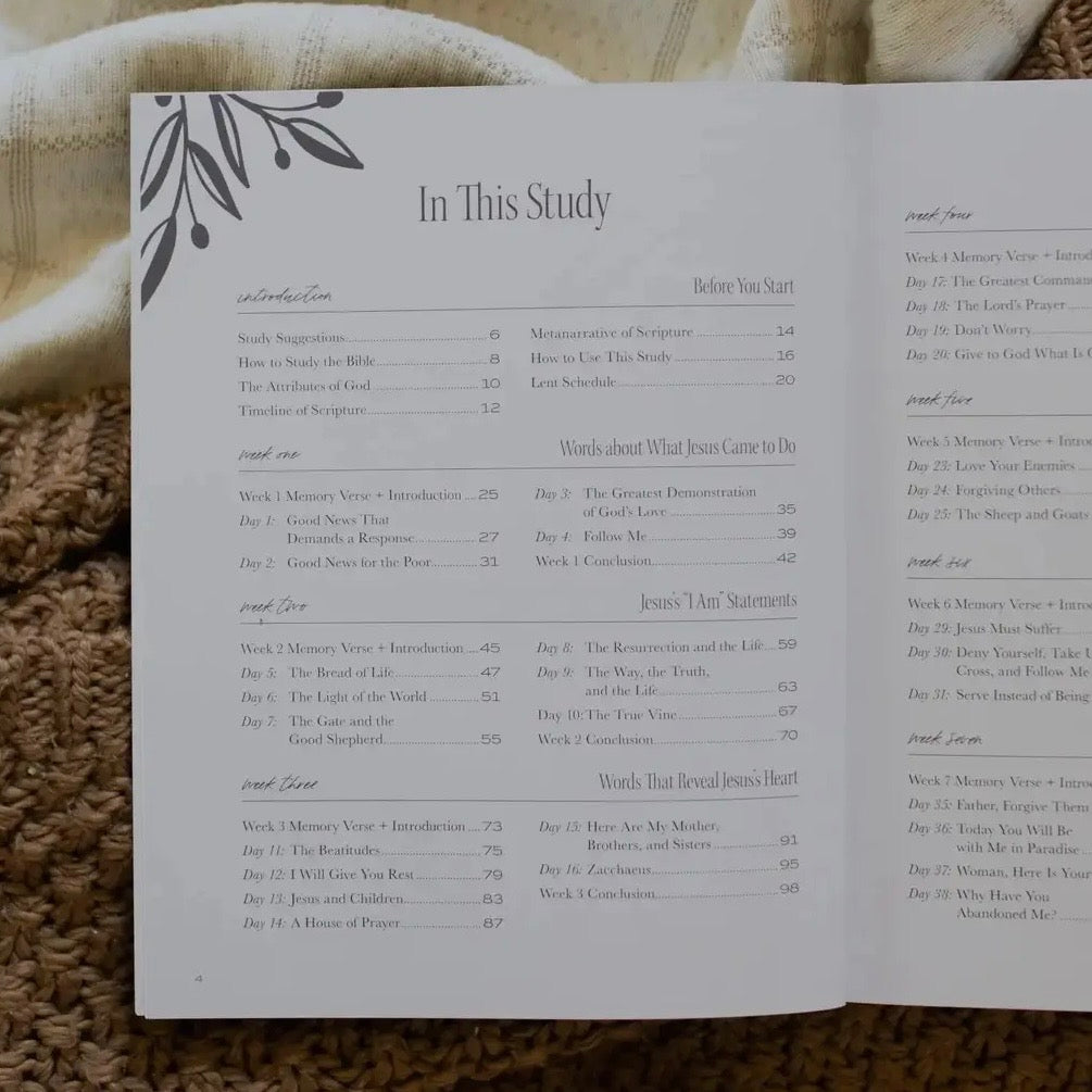 Tis So Sweet To Trust in Jesus: A 40-Day Journey To the Cross Through the Words of Christ